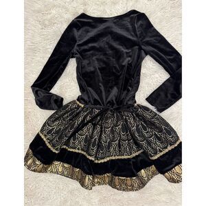 Gorgeous Girls Black Velvet Gold Holiday Christmas Dress Size 12 Long Sleeve